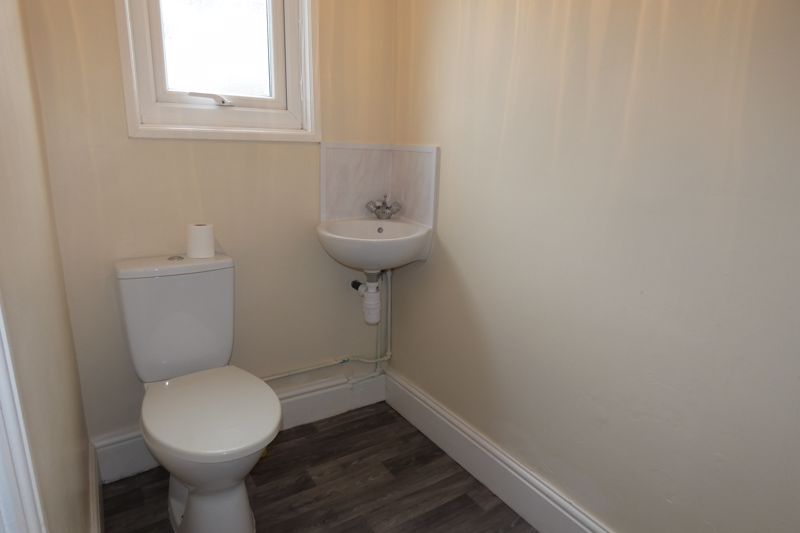 Ground FLoor W/C- click for photo gallery